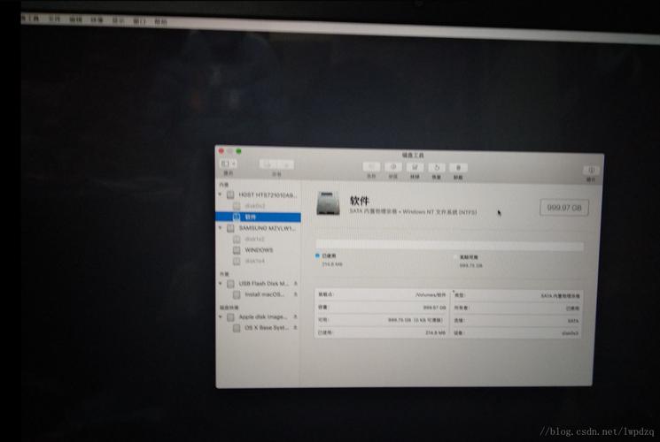 u盘分区删除卷是灰色