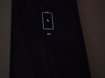 小米9一直自动关机