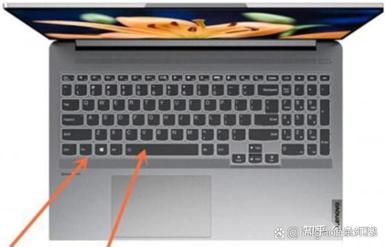 不同笔记本打开键盘灯的方法