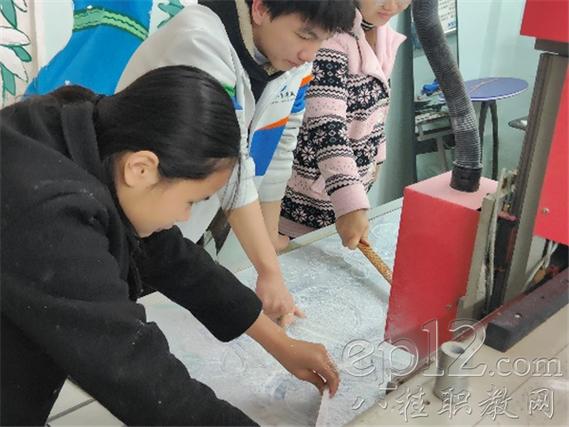 雕刻机学徒一般学多久