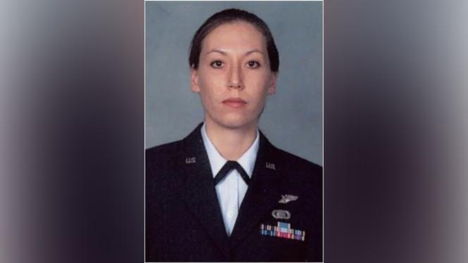 FBI悬赏通缉美国前女特工