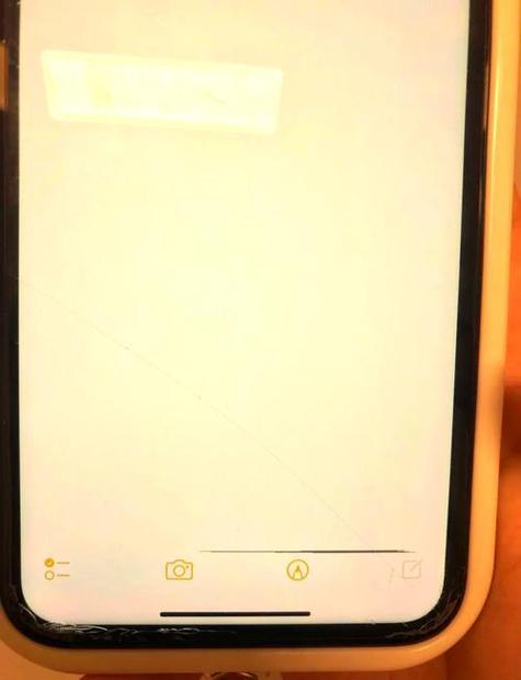 手机屏幕出现白色横线的6个原因