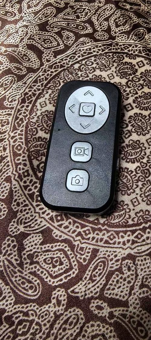 蓝牙拍照遥控器怎么用